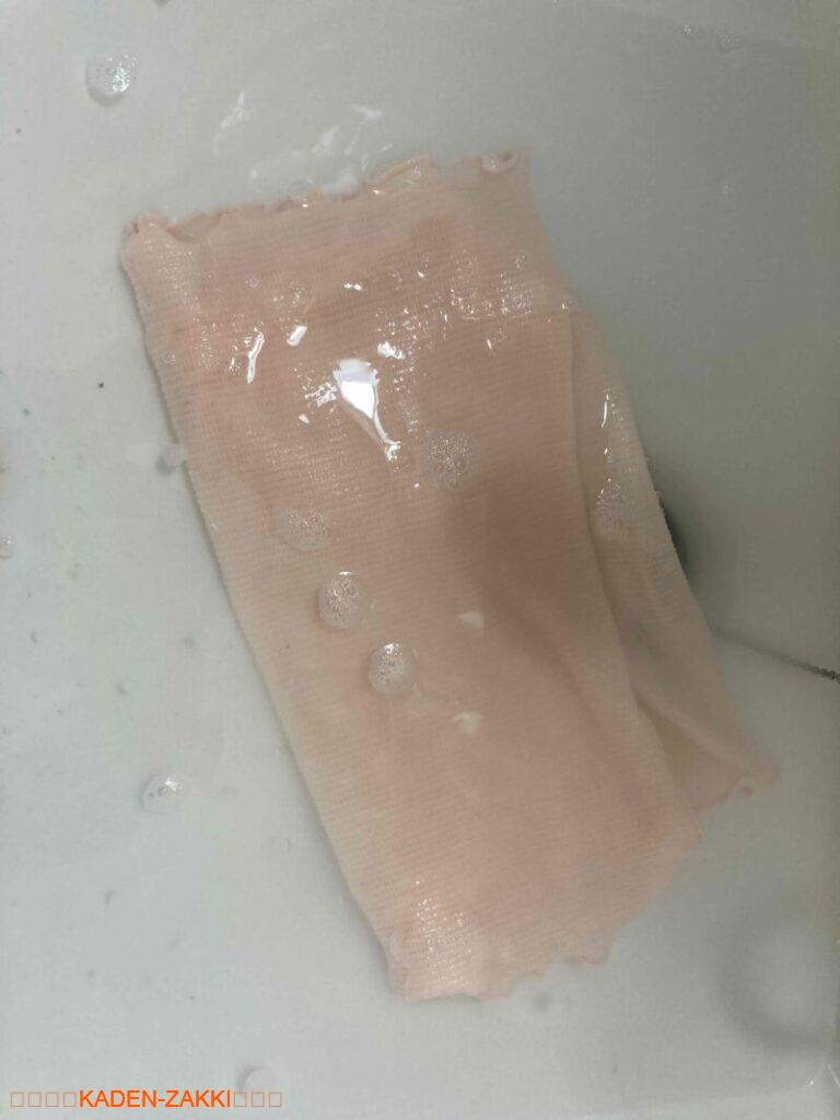 絹屋 シルクフェイスマスクの洗濯２